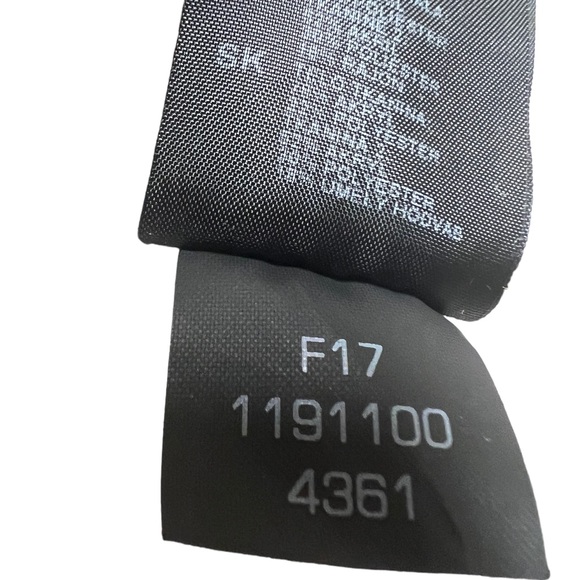 Kuhl women’s size large half zip oatmeal color layer fleece excellent cond - Picture 9 of 10